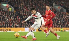 九游体育APP下载-利物浦-逼平波尔图，苏亚雷斯伤退的简单介绍