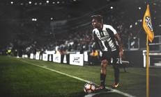 九游体育官方入口-星光下的终局一击，哈利伯顿如何用一球改写历史