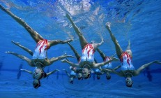 九游APP-戈贝尔硬仗之王，马刺火力如何全面压制鹈鹕？