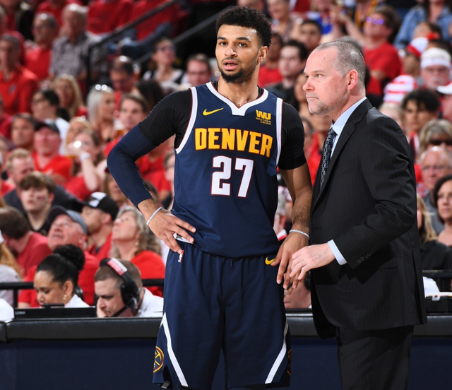 黑马崛起：实力较弱的国家选手意外击败劲旅