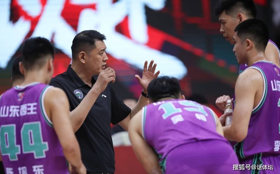 黑马崛起：实力较弱的国家选手意外击败劲旅