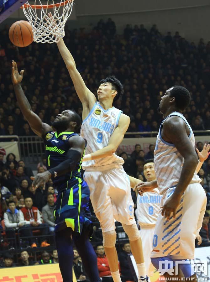 广东队再次胜利,积分榜继续领跑 广东队再次胜利,积分榜继续领跑