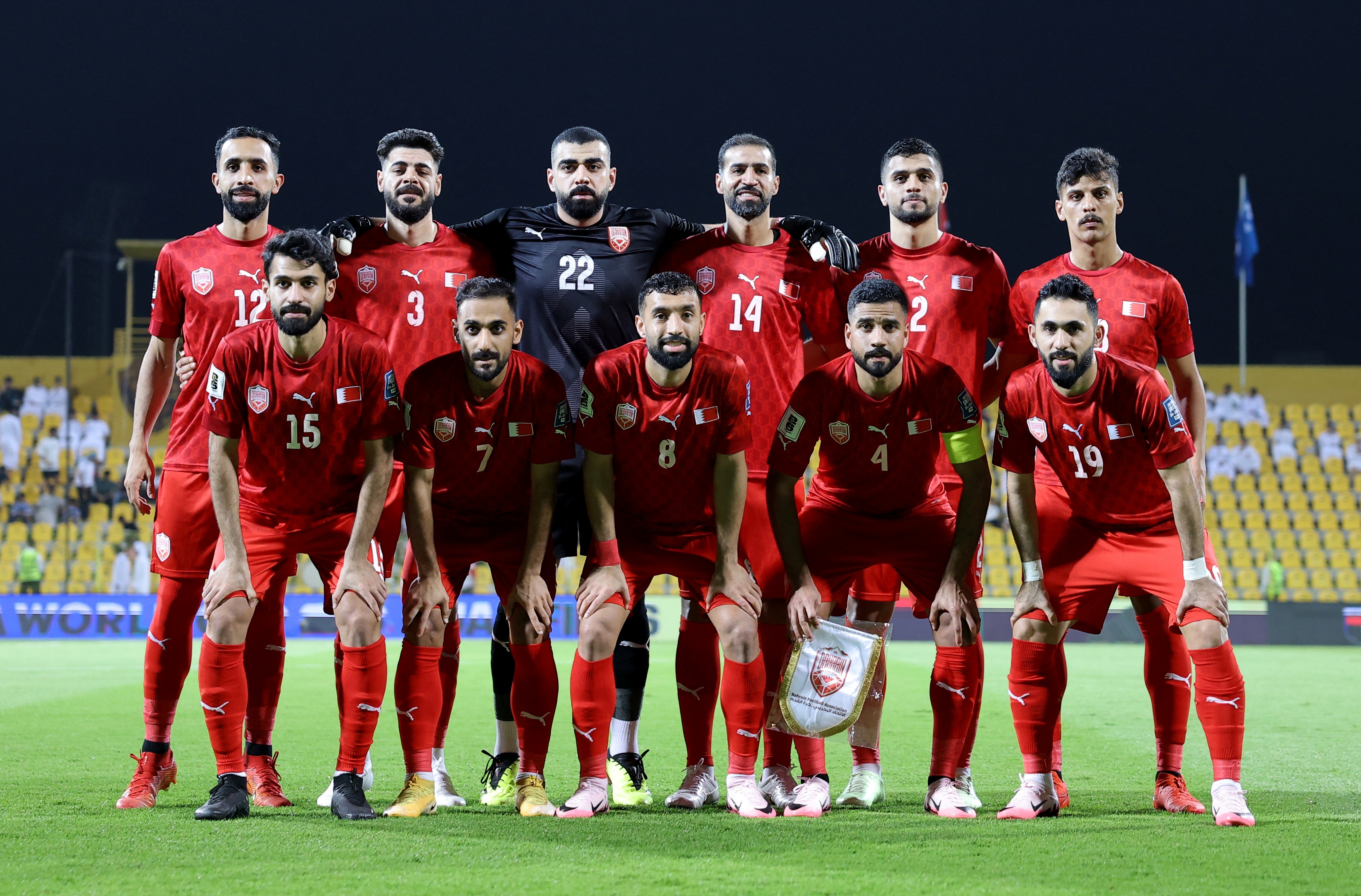 关于沙特足球联赛战况激烈，实力雄厚球队拼尽全力的信息