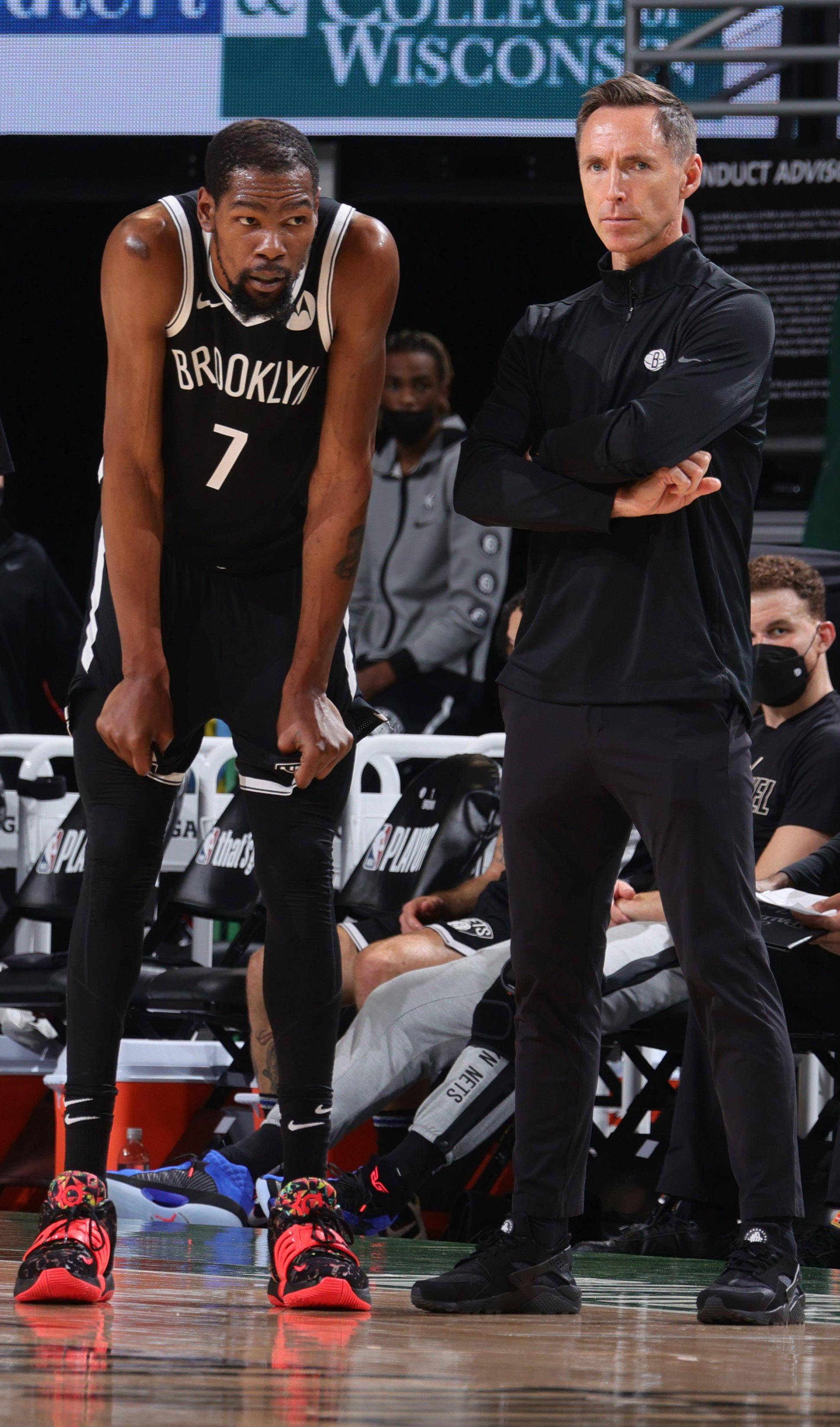 篮网胜骑士，杜兰特回归打出高效数据