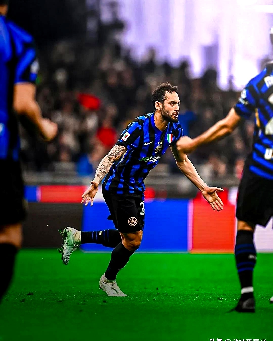 关于那不勒斯挑战AC米兰，争夺欧战资格的信息