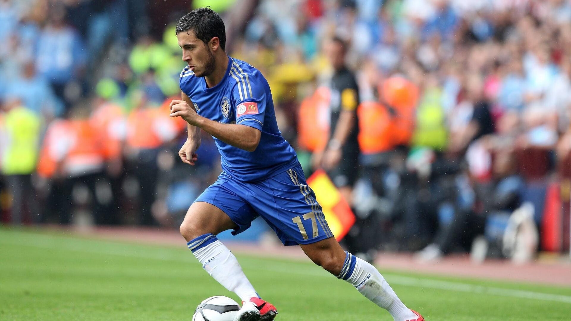 乔治舞台越大越强,鹈鹕防守锁死快船,一场战术与意志的较量