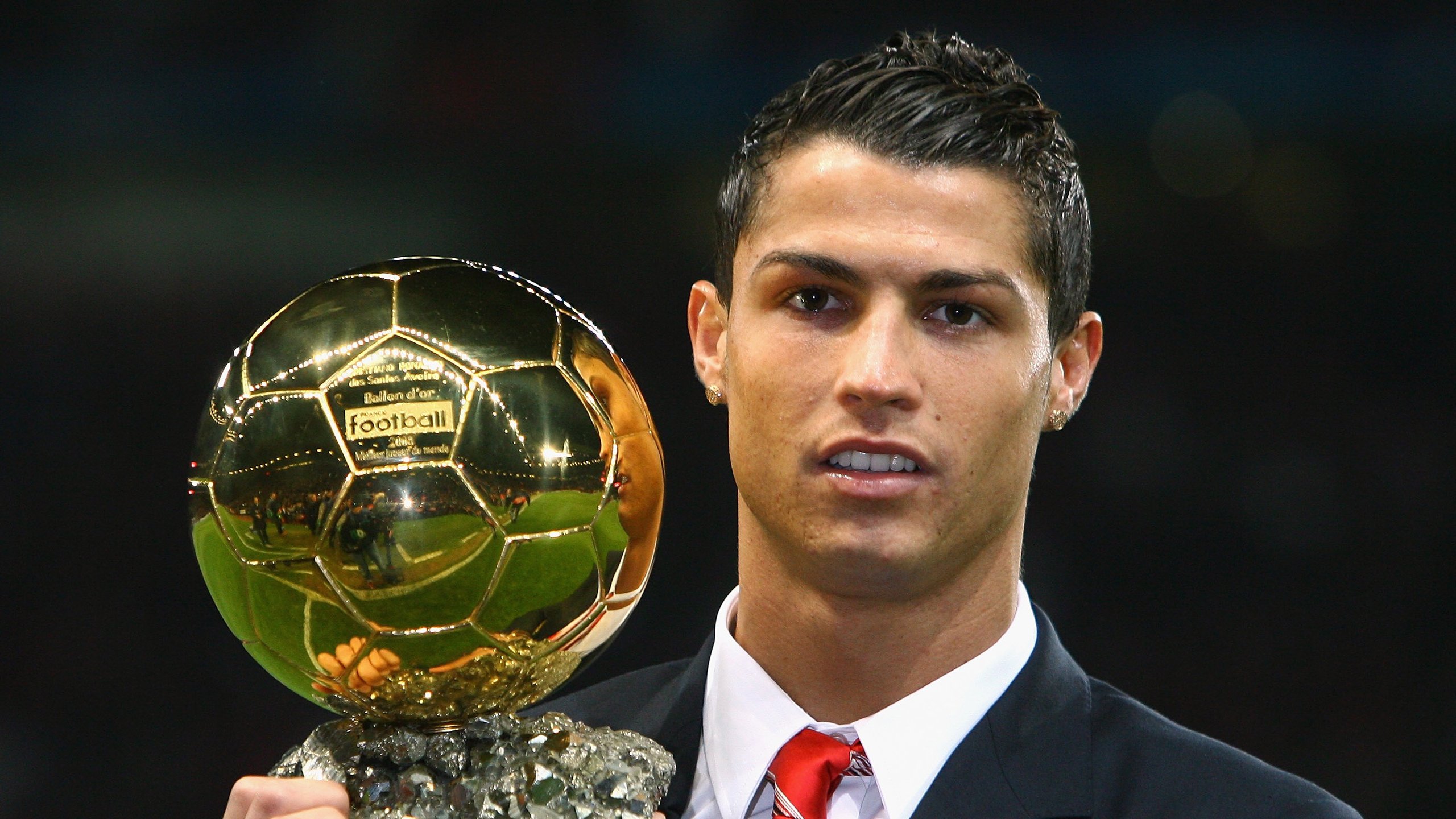 赖斯展现巨星价值，AC米兰战术打穿塞内加尔防线